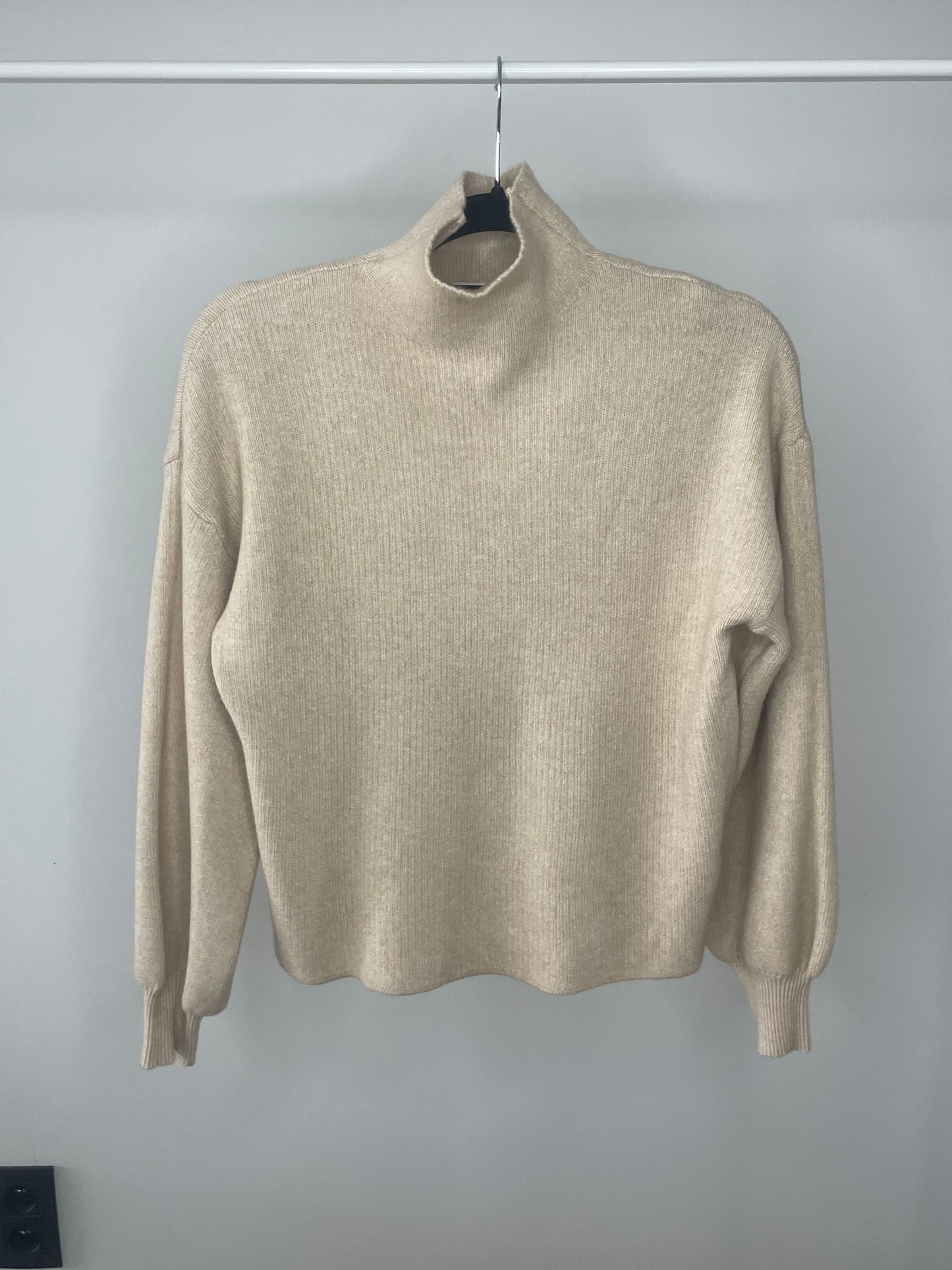 Beige trui
