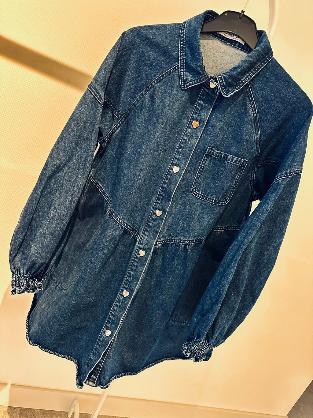 Donker jeanskleed