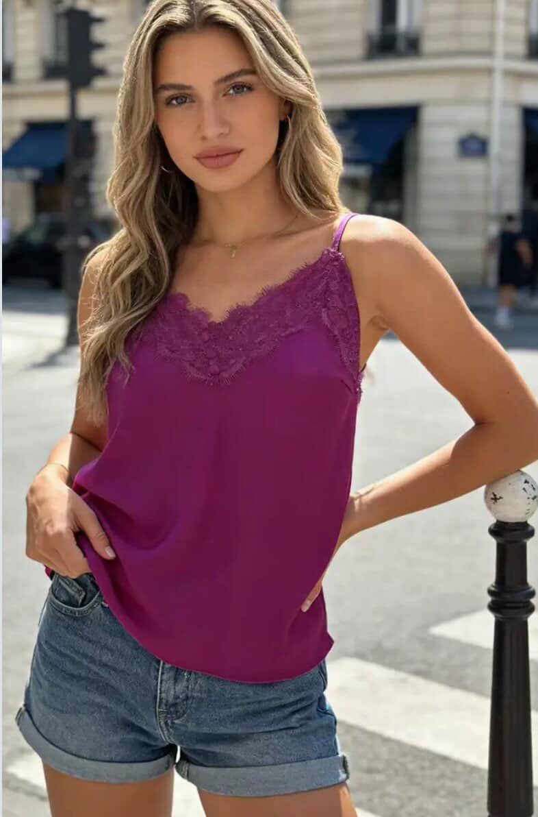 Topje met kant