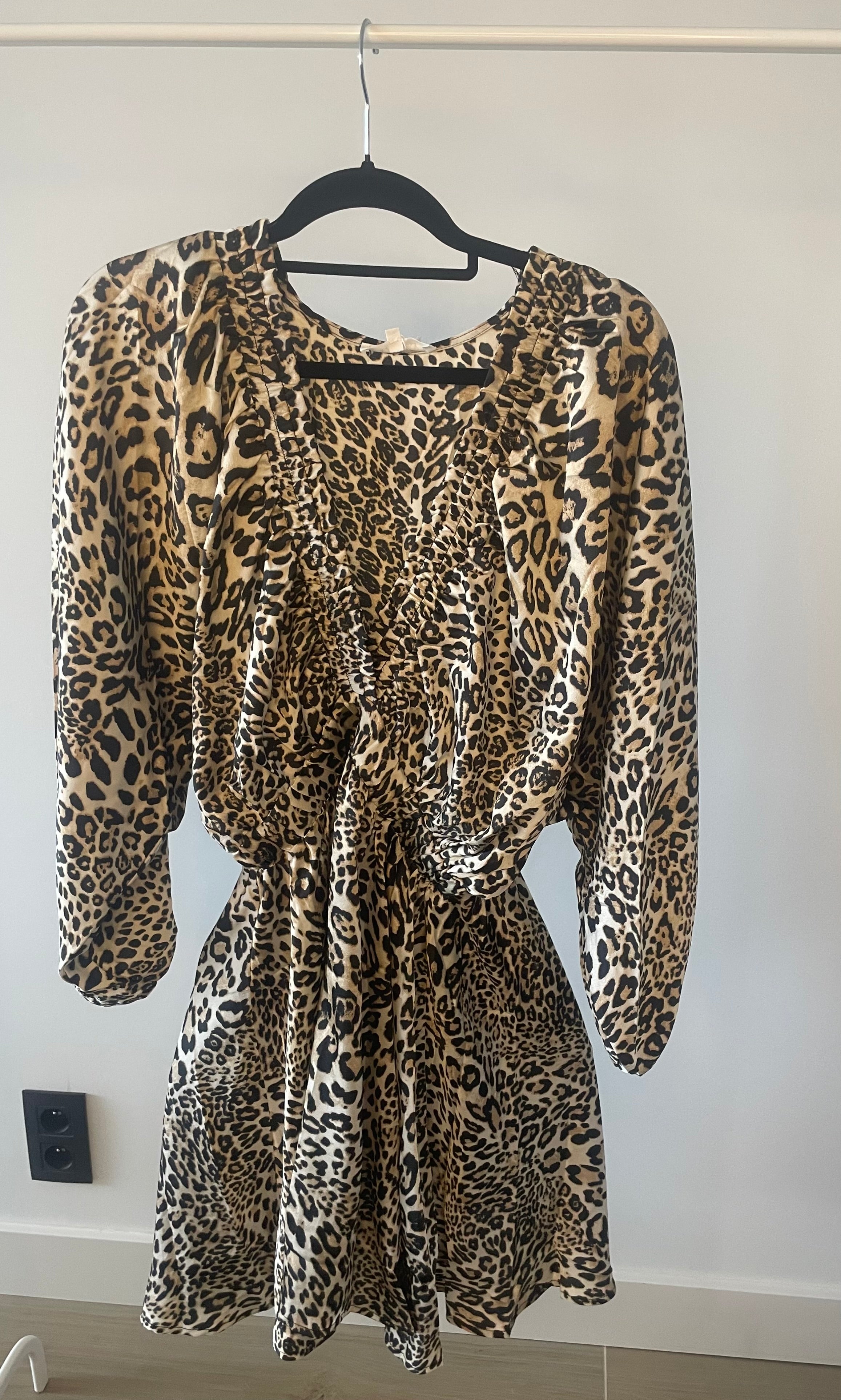 Tijgerkleedje met lange mouwen