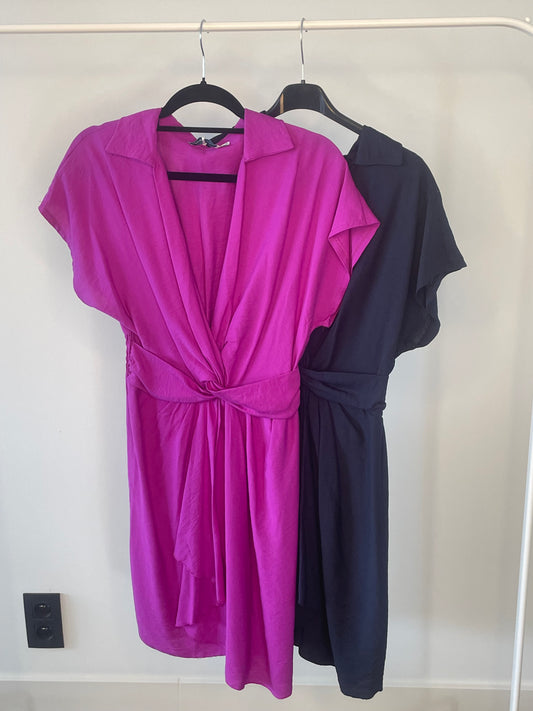 Kleedje fushia of blauw